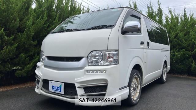 Toyota HIACE VAN 2017-11 8874391-0