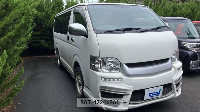 Toyota HIACE VAN 2017-11 8874391-11