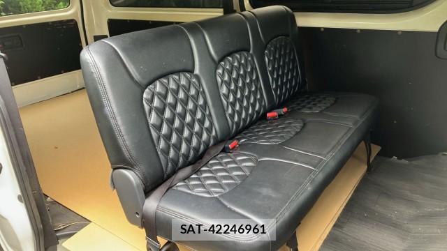 Toyota HIACE VAN 2017-11 8874391-6