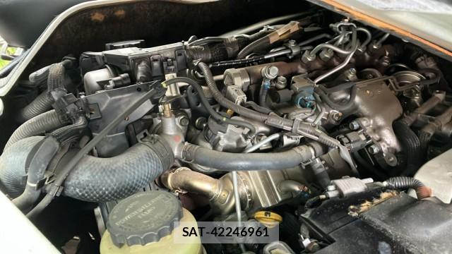 Toyota HIACE VAN 2017-11 8874391-7