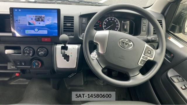 Toyota HIACE VAN 2026-04 8874406-16