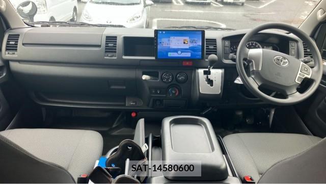 Toyota HIACE VAN 2026-04 8874406-2