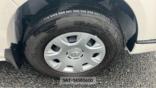 Toyota HIACE VAN 2026-04 8874406-8