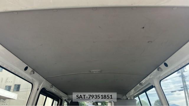 Toyota HIACE VAN 2007-06 8874464-14