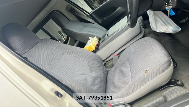 Toyota HIACE VAN 2007-06 8874464-5