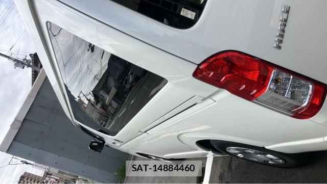 Toyota HIACE VAN 2026-02 8874487-9