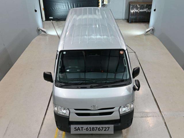 Toyota HIACE VAN 2020-05 8874521-10