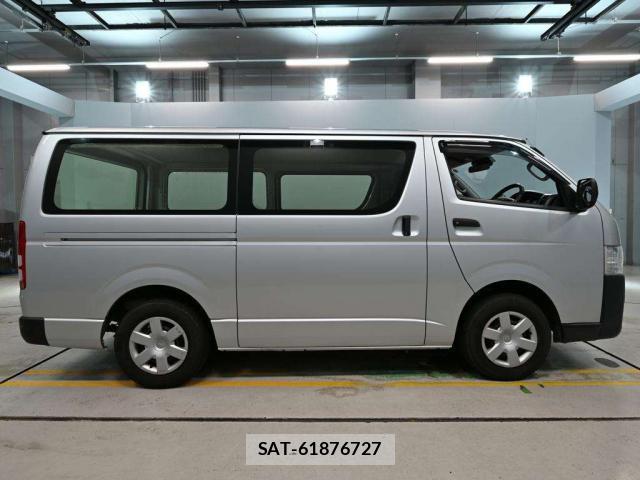 Toyota HIACE VAN 2020-05 8874521-7