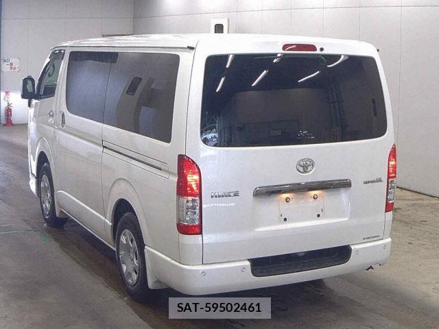 Toyota HIACE VAN 2020-06 8874652-4