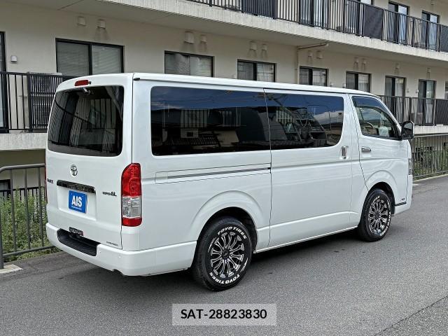 Toyota HIACE VAN 2021-06 8874687-12