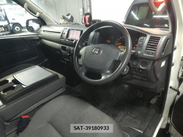 Toyota HIACE VAN 2016-08 8874748-2
