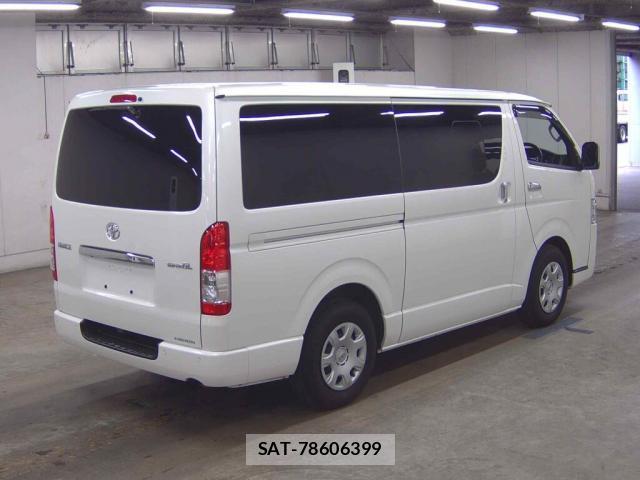 Toyota HIACE VAN 2024-01 8874792-4