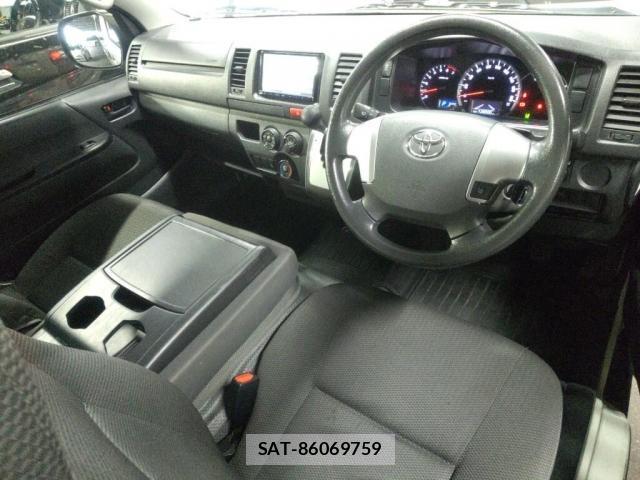 Toyota HIACE VAN 2019-08 8874825-2