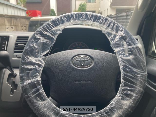 Toyota HIACE VAN 2010-07 8875168-10