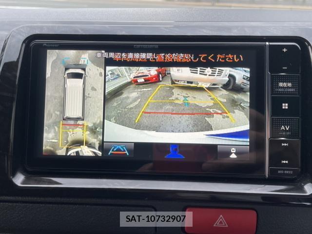 Toyota HIACE VAN 2023-03 8875354-10