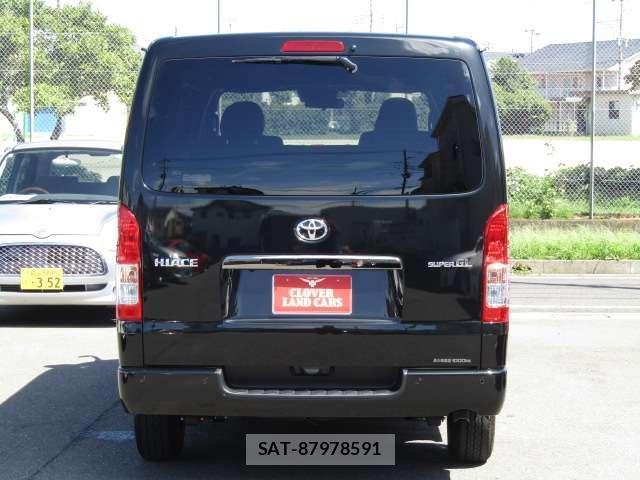 Toyota HIACE VAN 2026-04 8875827-11