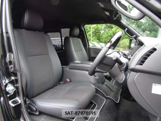 Toyota HIACE VAN 2026-04 8875827-2