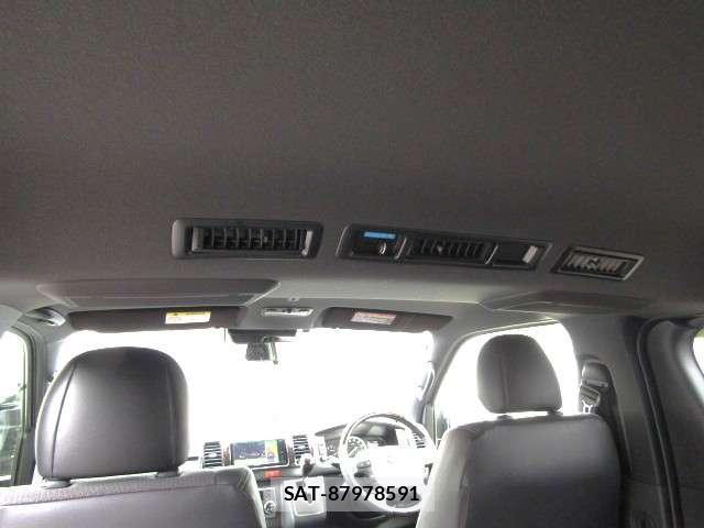 Toyota HIACE VAN 2026-04 8875827-7