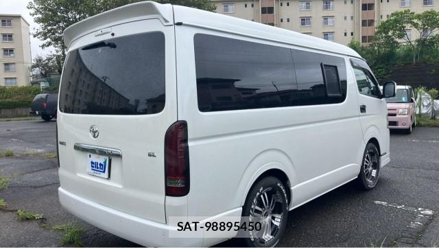 Toyota HIACE WAGON 2022-09 8874378-12