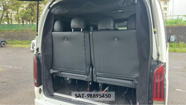 Toyota HIACE WAGON 2022-09 8874378-17