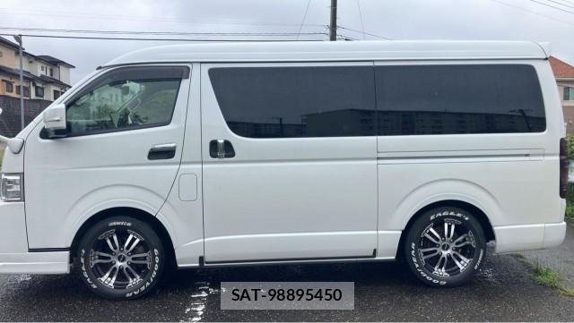 Toyota HIACE WAGON 2022-09 8874378-3