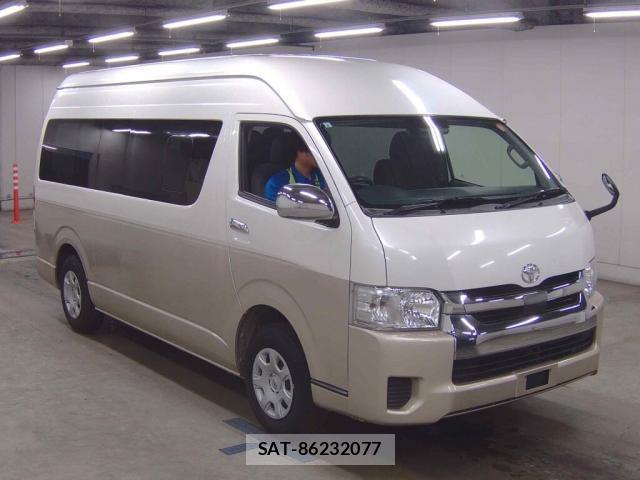 Toyota HIACE WAGON 2020-06 8874766-0