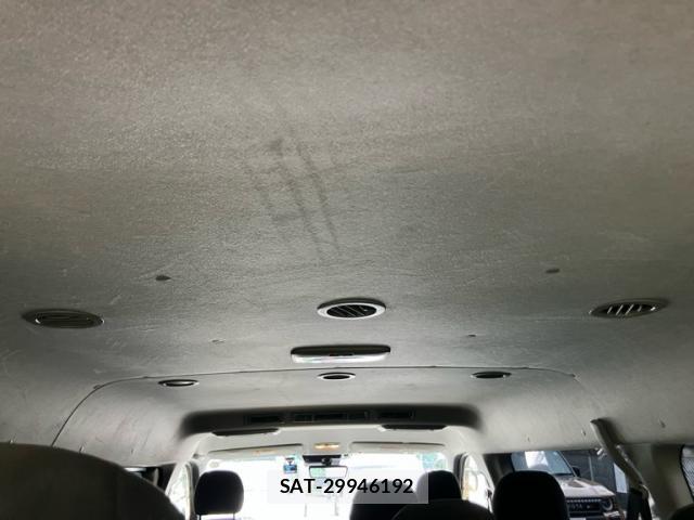 Toyota HIACE WAGON 2023-12 8874933-8
