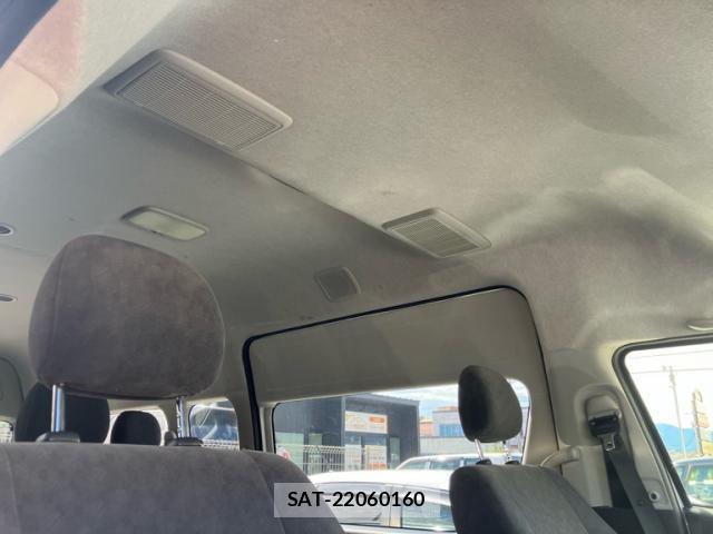 Toyota HIACE WAGON 2017-07 8874946-11