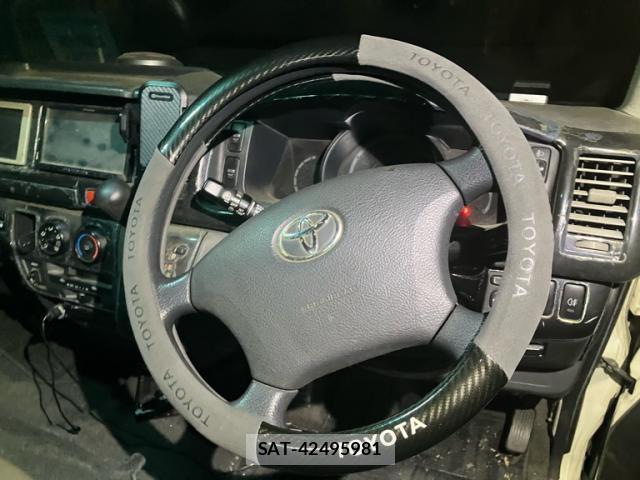 Toyota HIACE WAGON 2006-03 8874997-16