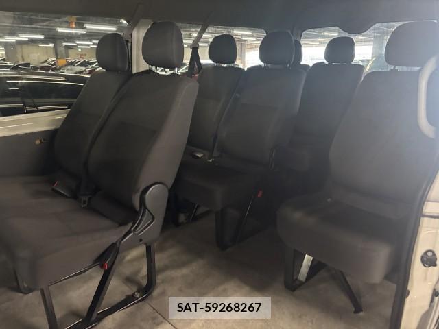 Toyota HIACE WAGON 2015-06 8875144-7