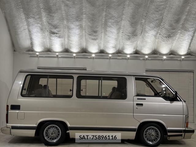 Toyota HIACE WAGON 1987-03 8875747-4