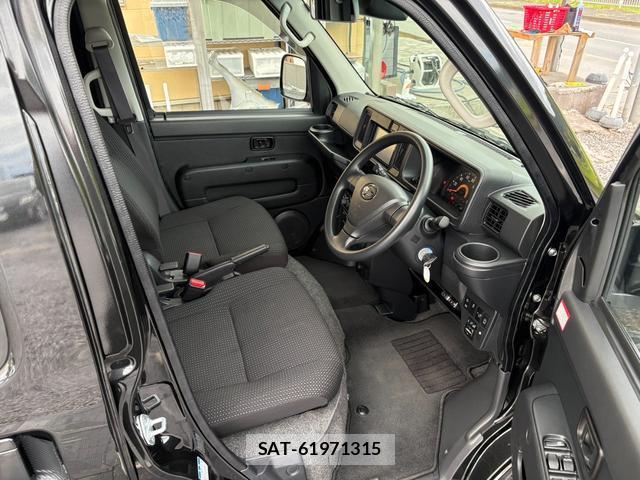 Daihatsu HIJET CARGO 2018-05 8872875-3