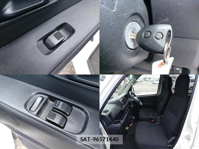 Daihatsu HIJET CARGO 2021-09 8872890-8