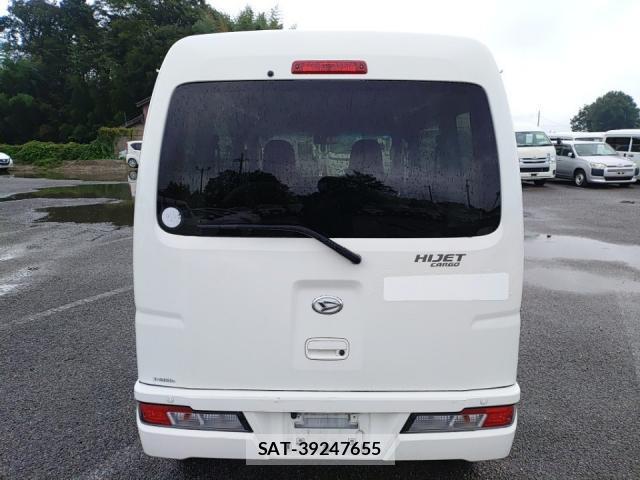 Daihatsu HIJET CARGO 2021-09 8872893-4