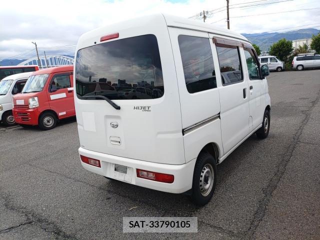 Daihatsu HIJET CARGO 2014-08 8872933-2