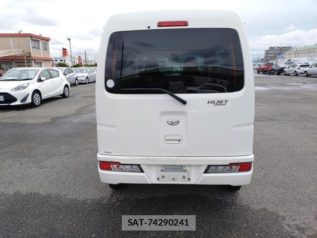 Daihatsu HIJET CARGO 2020-09 8872966-3