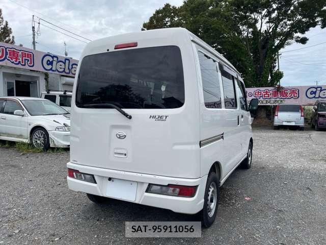 Daihatsu HIJET CARGO 2021-10 8873640-1