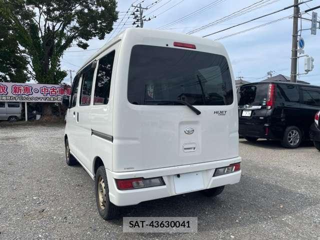 Daihatsu HIJET CARGO 2021-11 8873641-9