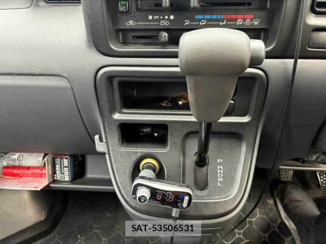 Daihatsu HIJET CARGO 2006-05 8875086-10