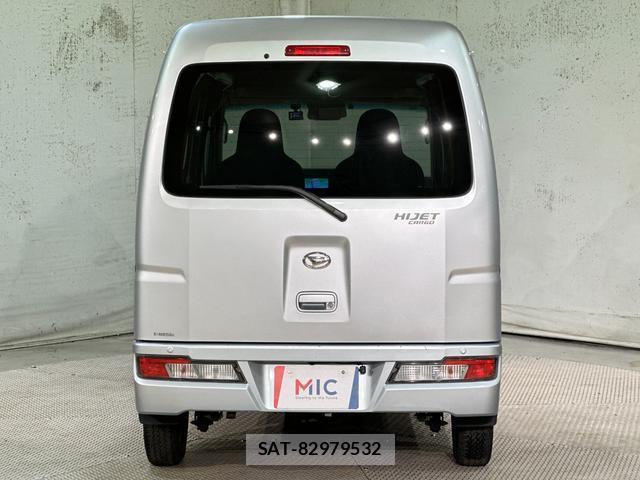 Daihatsu HIJET CARGO 2021-08 8875898-15