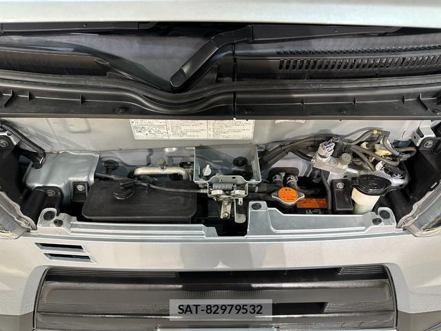 Daihatsu HIJET CARGO 2021-08 8875898-18