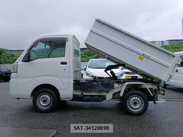 Daihatsu HIJET TRUCK 2015-02 8872628-3