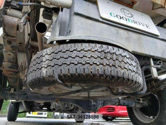 Daihatsu HIJET TRUCK 2015-02 8872628-9