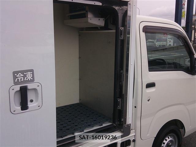 Daihatsu HIJET TRUCK 2018-09 8873182-17