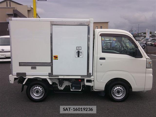 Daihatsu HIJET TRUCK 2018-09 8873182-4
