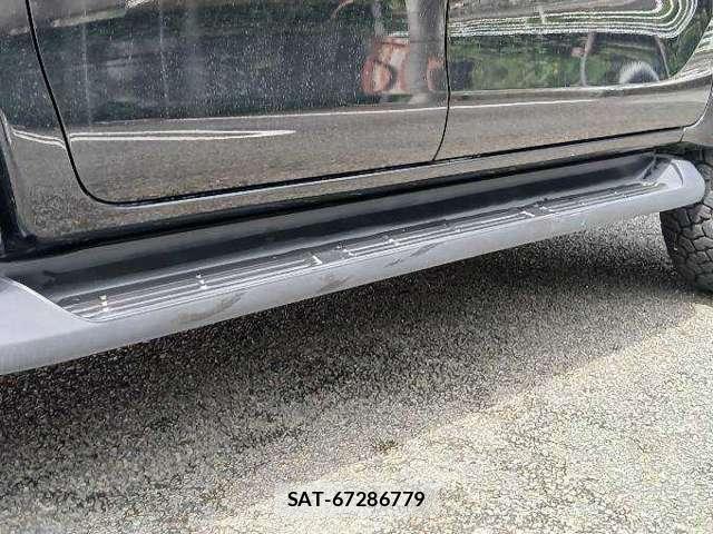 Toyota HILUX 2024-07 8872624-10