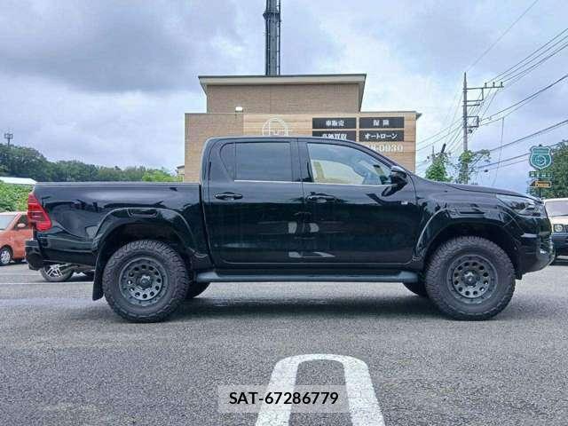 Toyota HILUX 2024-07 8872624-2