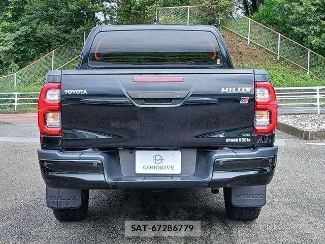 Toyota HILUX 2024-07 8872624-5