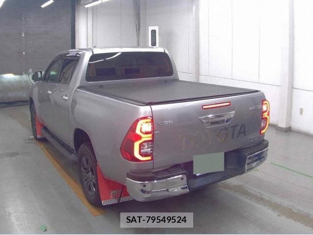 Toyota HILUX 2022-07 8872829-1