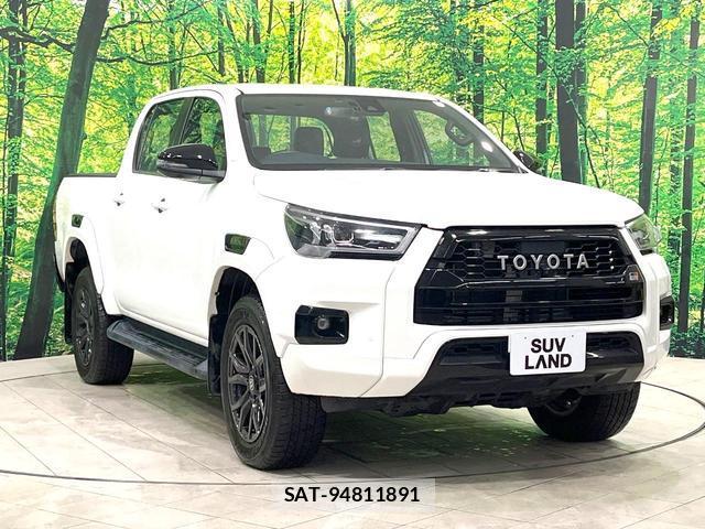 Toyota HILUX 2022-04 8873120-15